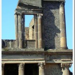 structureatpompeiiitaly2008.jpg