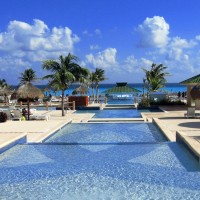 Cancun-infinity-pool Cancun-infinity-pool
