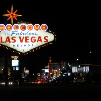 Welcome to Las Vegas sign at night Welcome to Las Vegas sign at night
