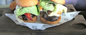 Surf & turf sliders at Vice Versa, Vdarra