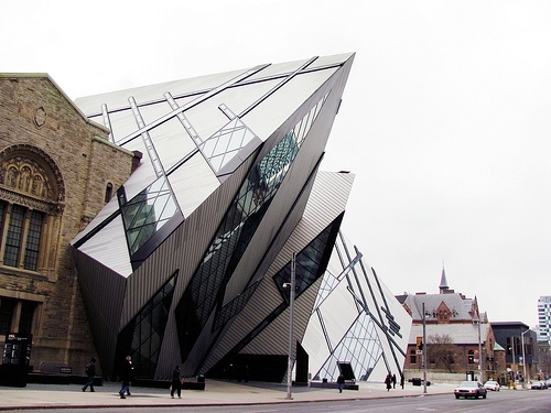 Royal Ontario Museum (ROM)