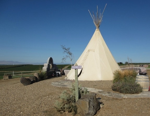 Lonestar teepee at Cherrywood Bed Breakfast and Barn