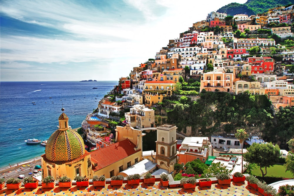 Movis set in Italy, including the Amalfi Coast. 