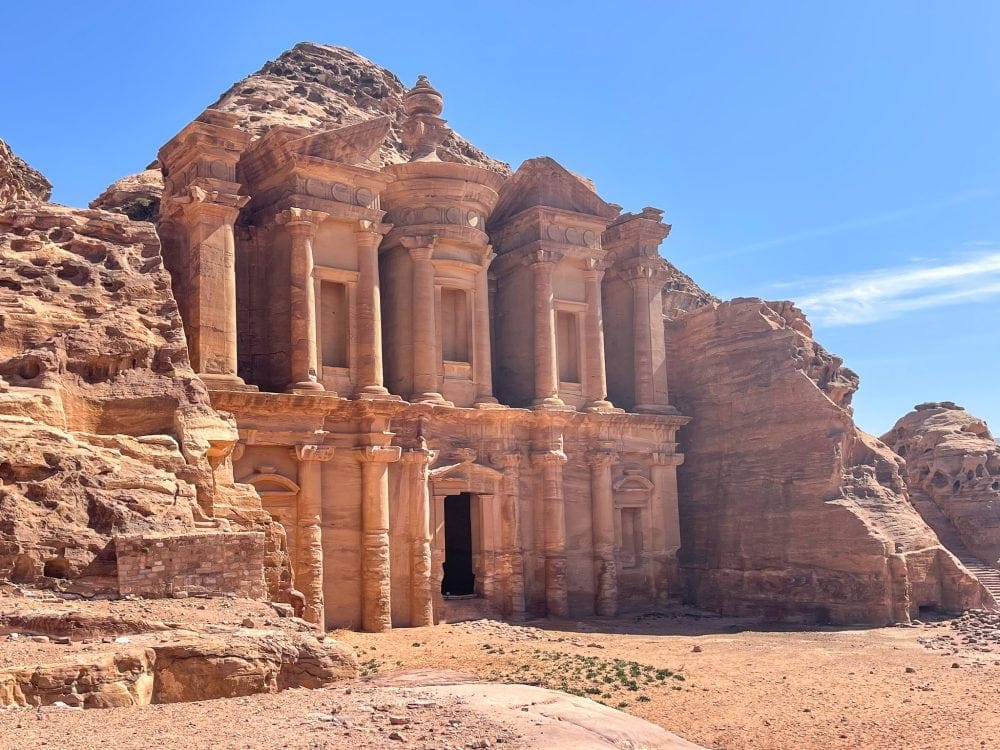 the treasury in petra, jordan