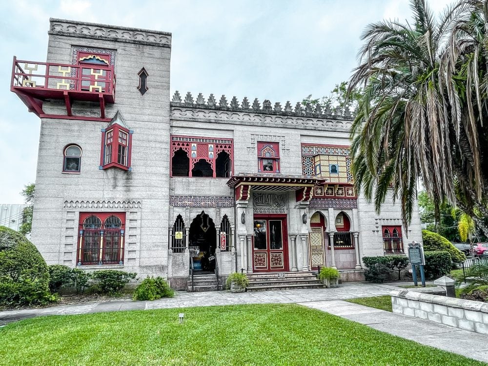 exterior shot of villa zorayda st augustine florida