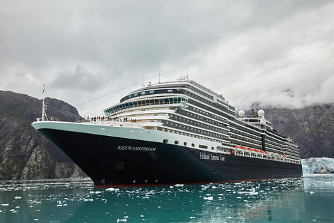 Holland America's Nieuw Amsterdam ship