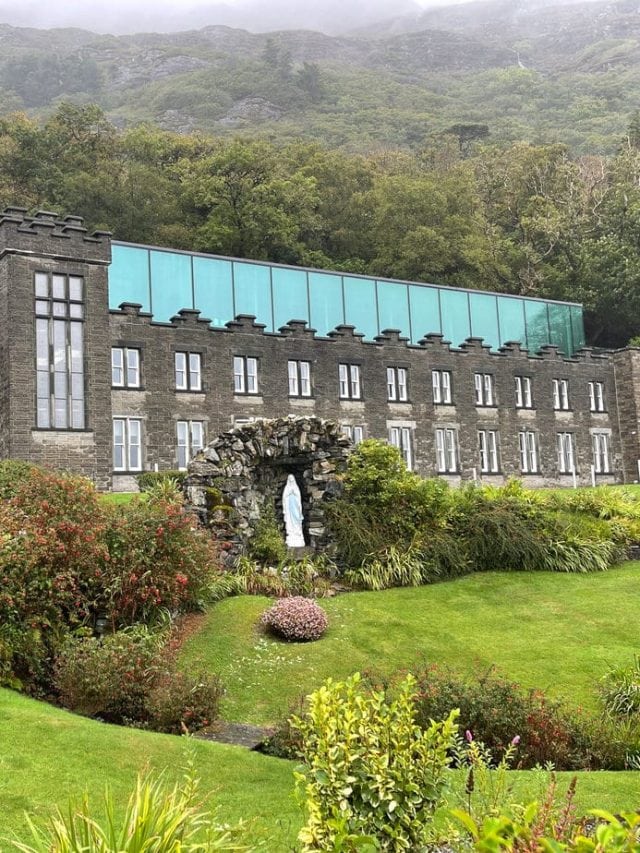Kylemore Abbey Estate Traveling with MJ